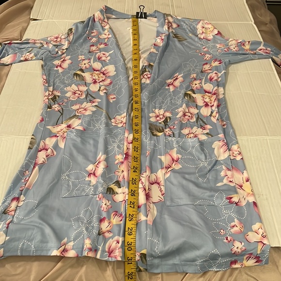 ♻️ New Qixing Blue Pink Purple Floral Kimono Robe Jacket size Medium - Picture 7 of 8